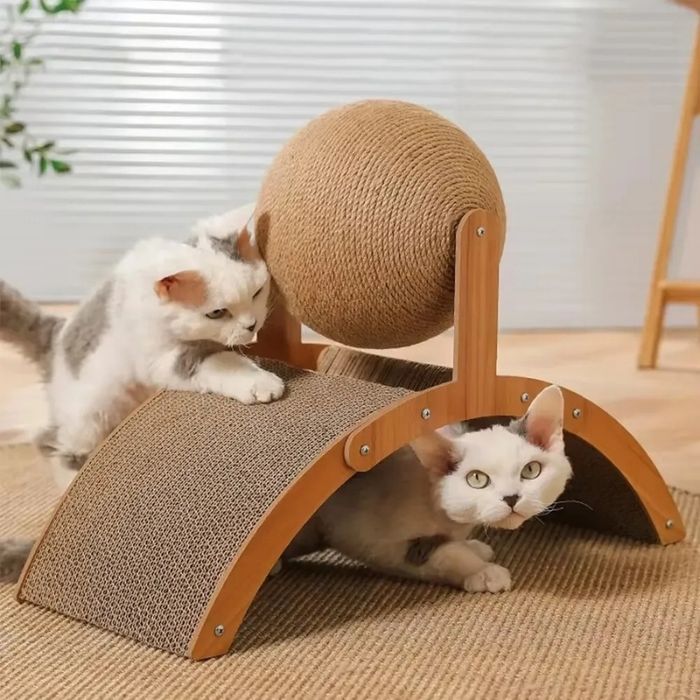 GriffOrbe griffoir chat vue cote avec 2 chats