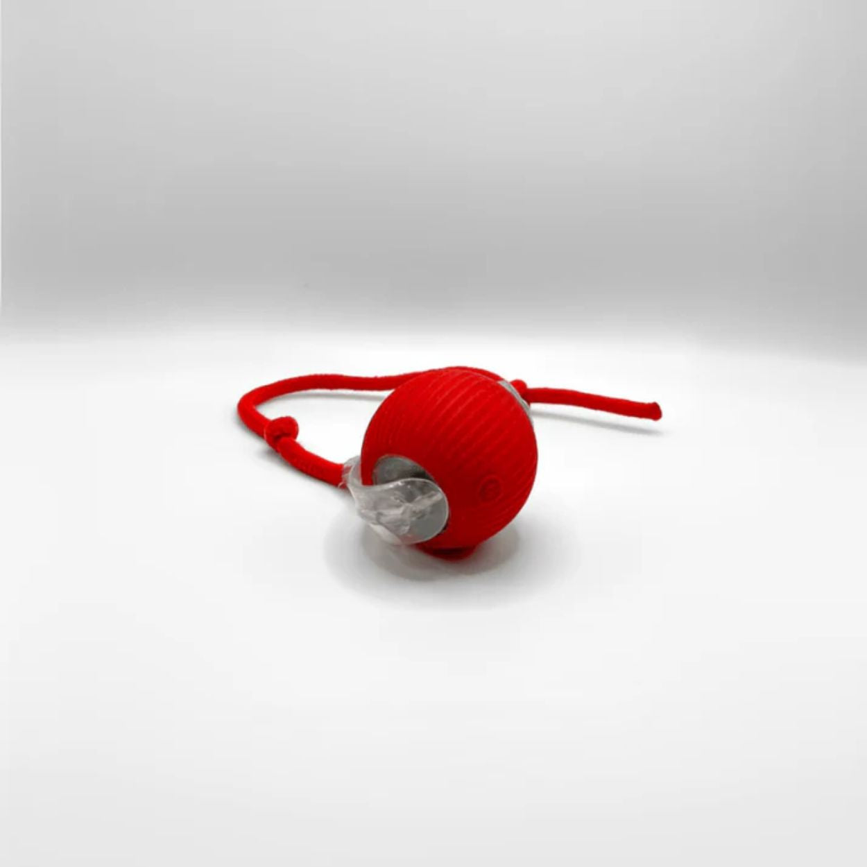 jouet interactif chat couleur rouge