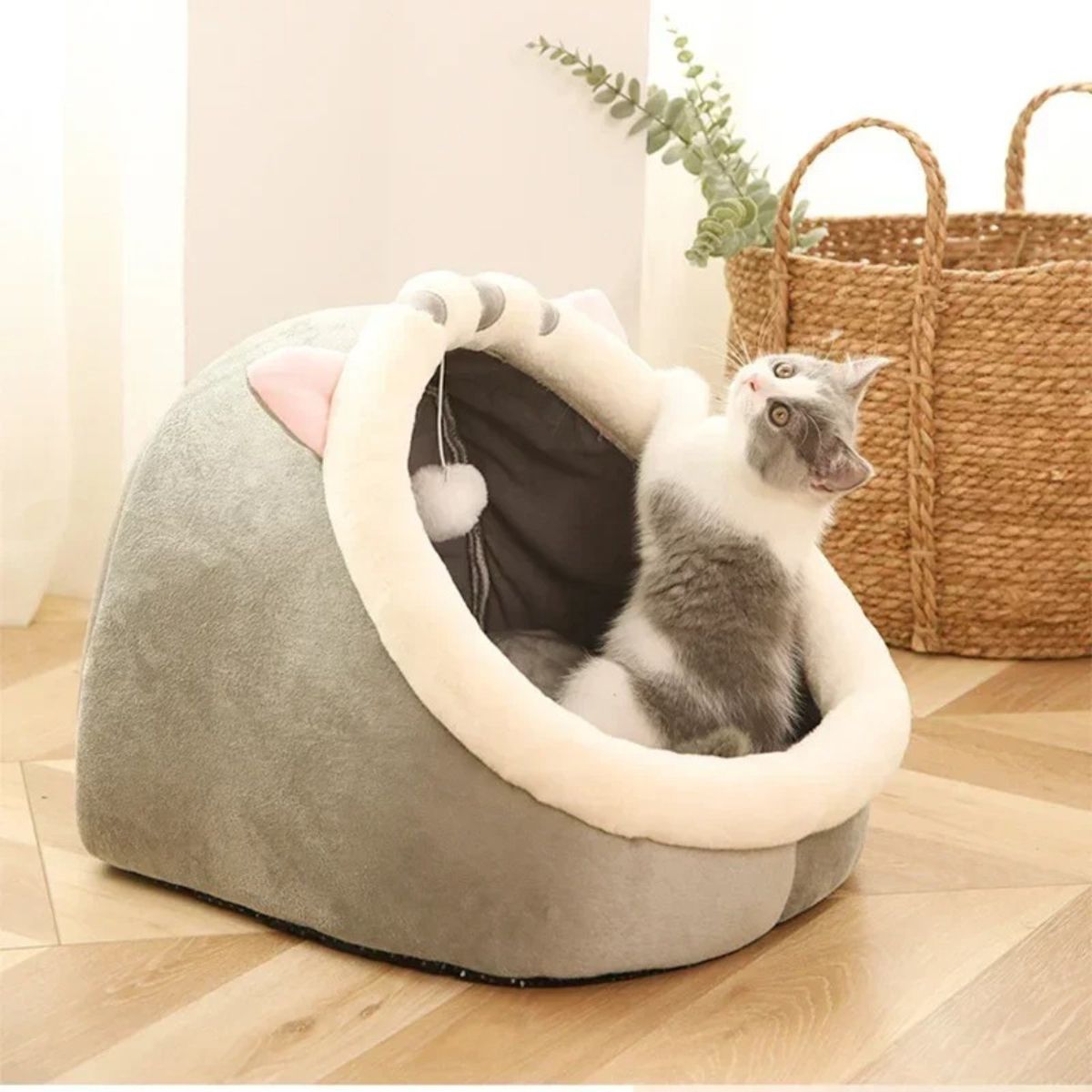 lit pour chat cocon pour chat avec oreilles de chat et jouet suspendu, parfait pour chats d'intérieur