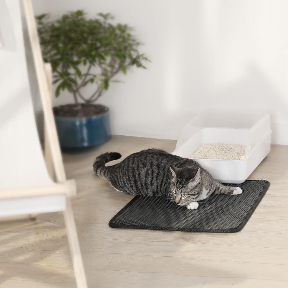 litière chat tapis noir sous bac pour absorption efficace des débris