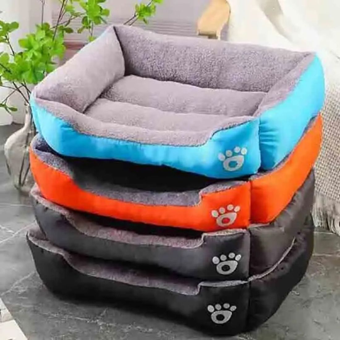 panier chat antidérapant disponible en plusieurs couleurs