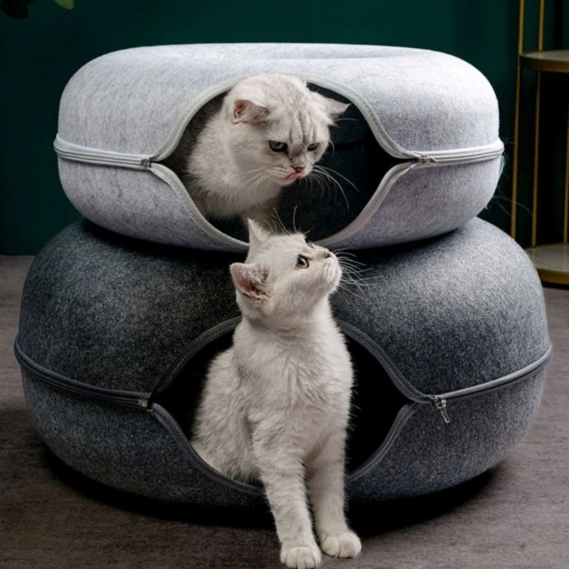 Feutre épais et doux du panier pour chat CozyDonut™, facile à laver