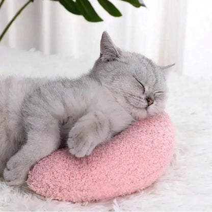 coussin pour chat rose offrant confort et douceur pour un sommeil paisible