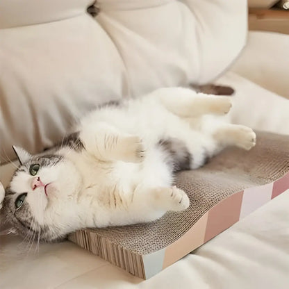 Griffoir pour chat WaveNid™ offrant confort et plaisir pour votre félin.