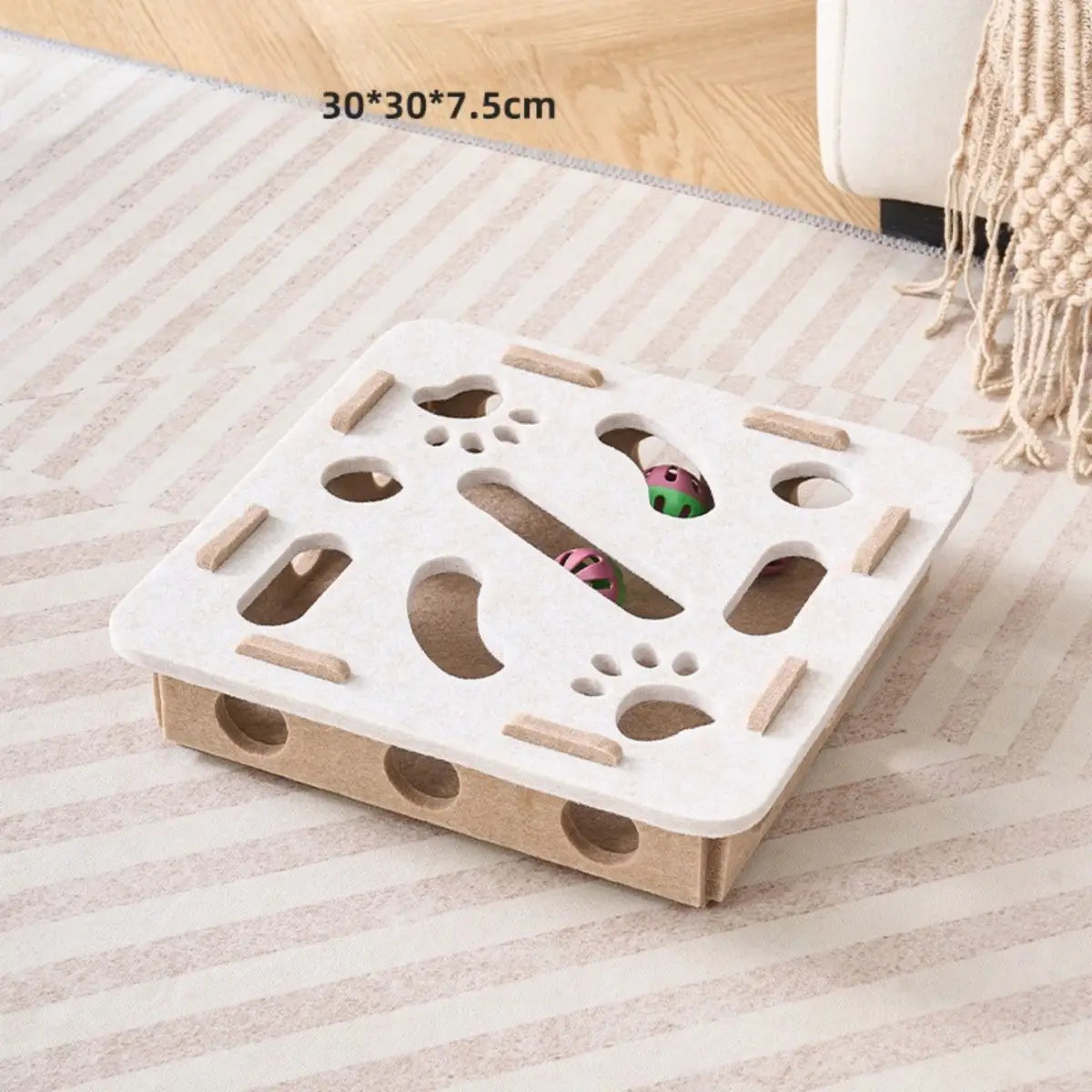 jouet pour chat interactif Labyrinth Box en bois avec balles pour stimuler votre animal - ambiance cosy