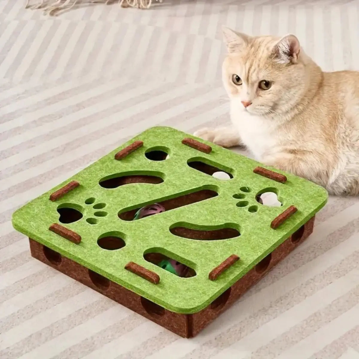 jouet pour chat interactif en bois avec labyrinthe pour stimuler son activité