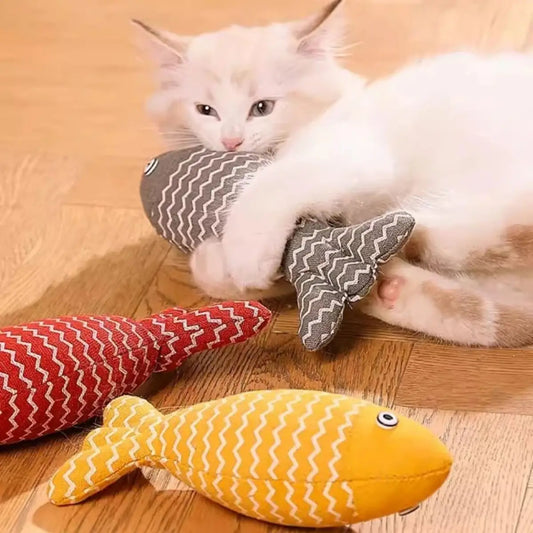 jouet pour chat en forme de poisson en tissu, idéal pour divertir les chats.