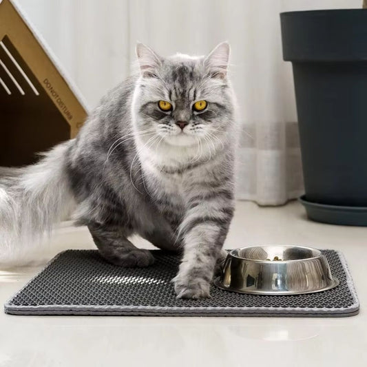 litière chat tapis multifonction utilisé aussi sous gamelle