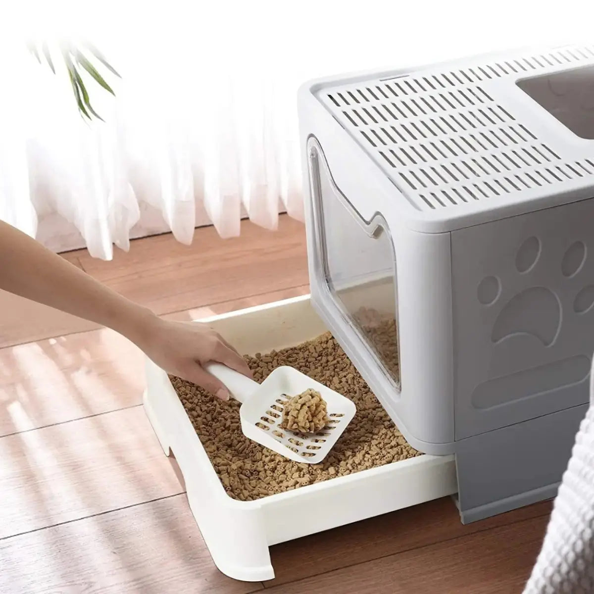 litiere fermée pour chat avec design moderne et entretien facile, idéale pour les espaces intérieurs.