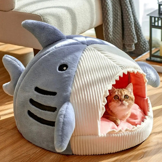 panier pour chat en forme de requin, confortable et original - ambiance cosy