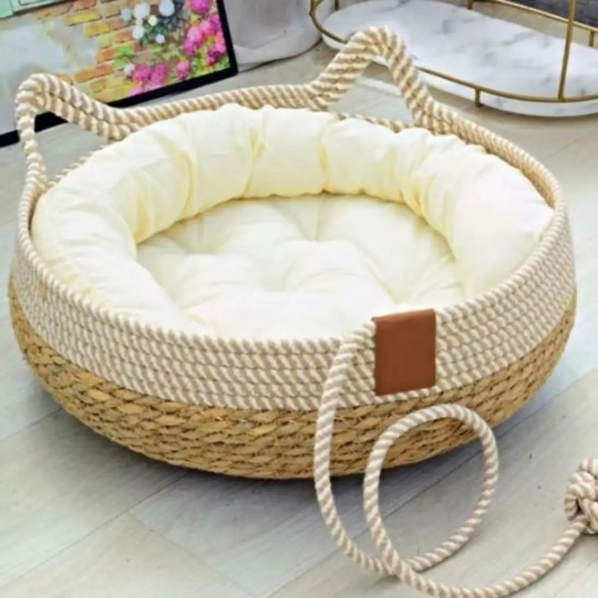 panier pour chat en corde tressée avec coussin moelleux pour un confort optimal